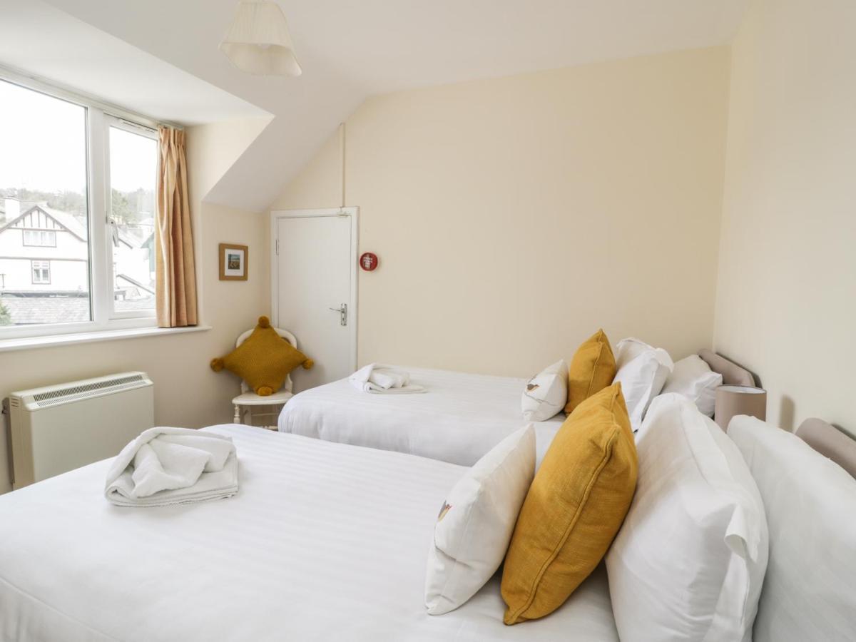 Eve'S Attic Apartment Windermere Bagian luar foto