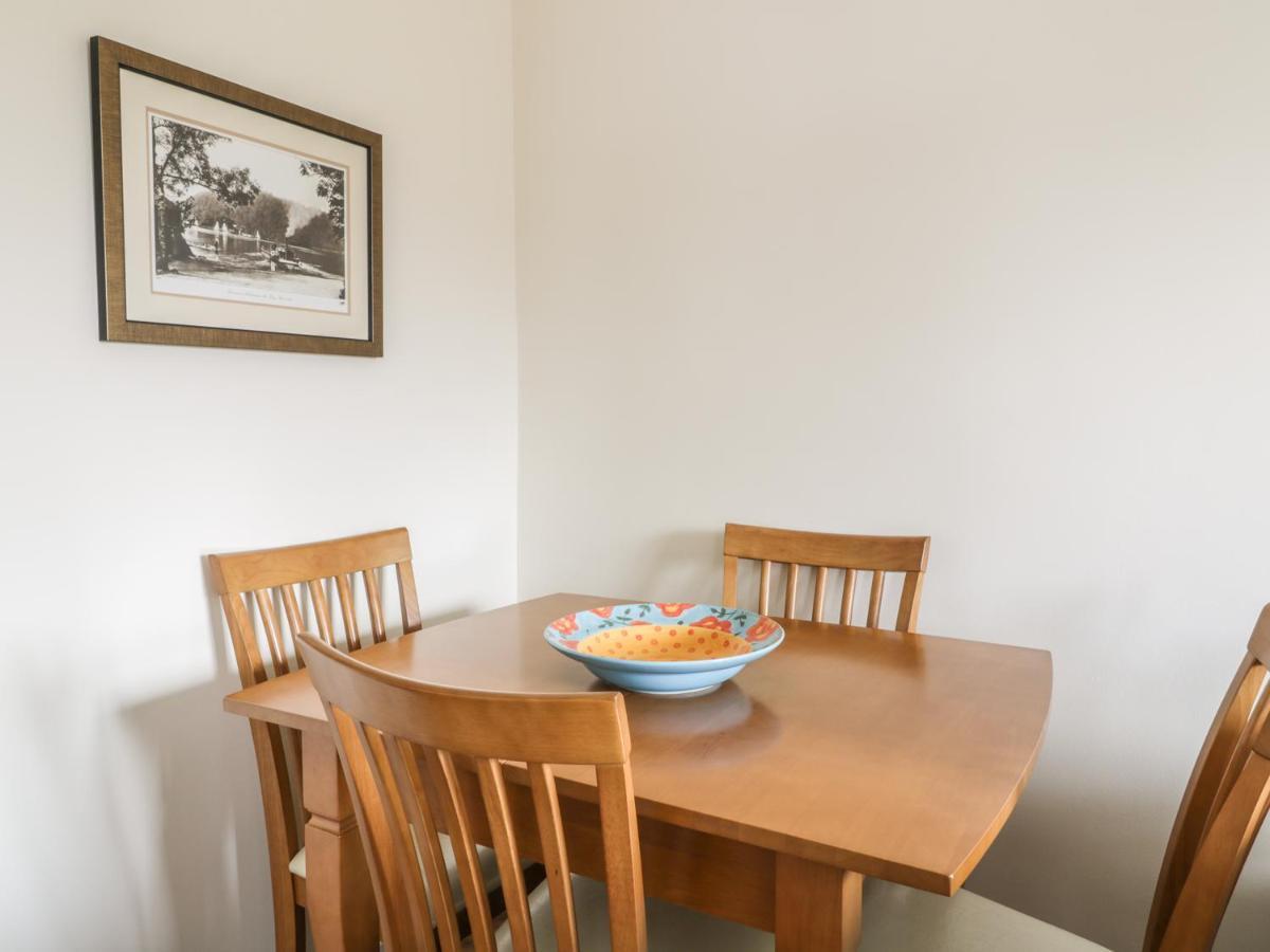 Eve'S Attic Apartment Windermere Bagian luar foto